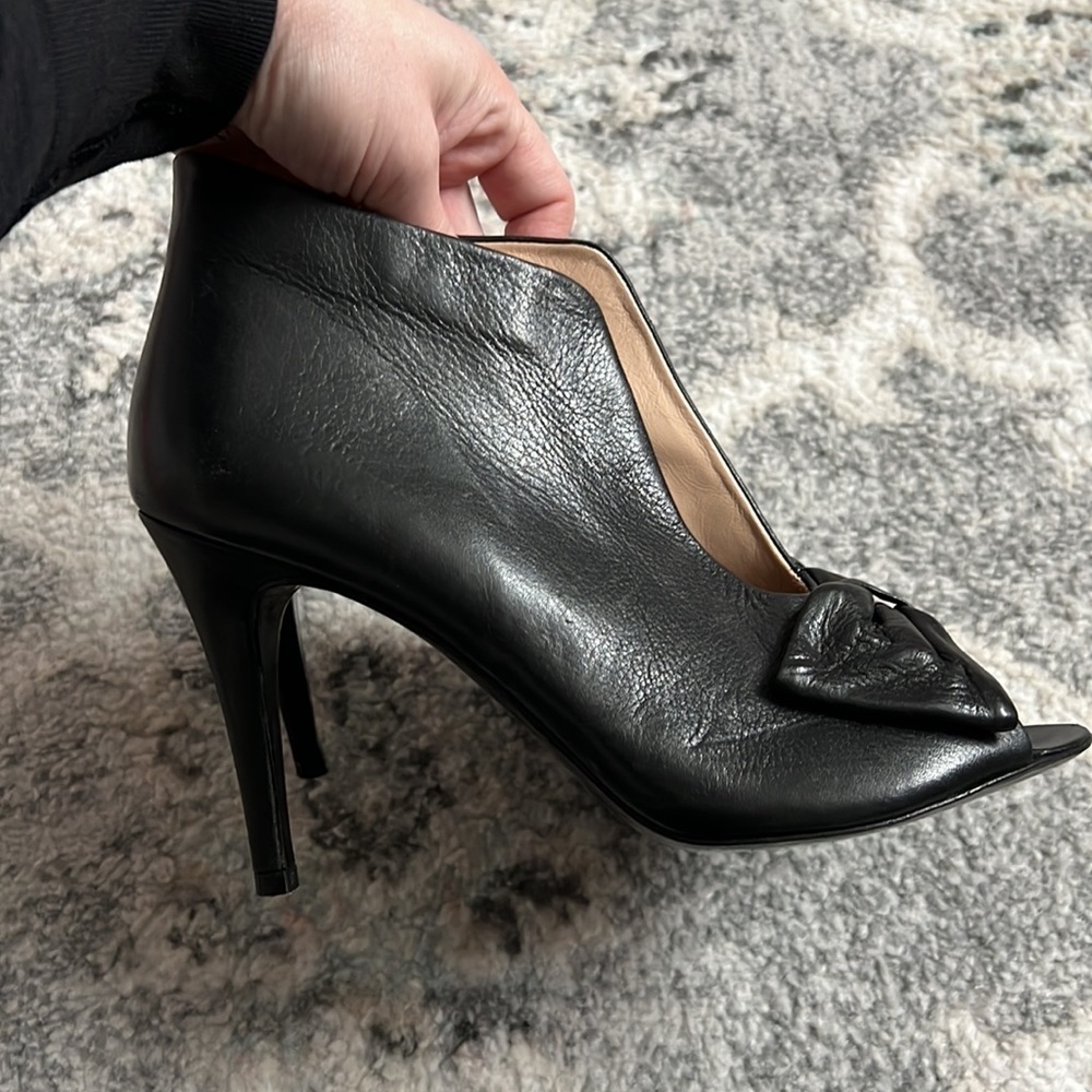 Pablo Gerald Darel Open Toe Bow heels